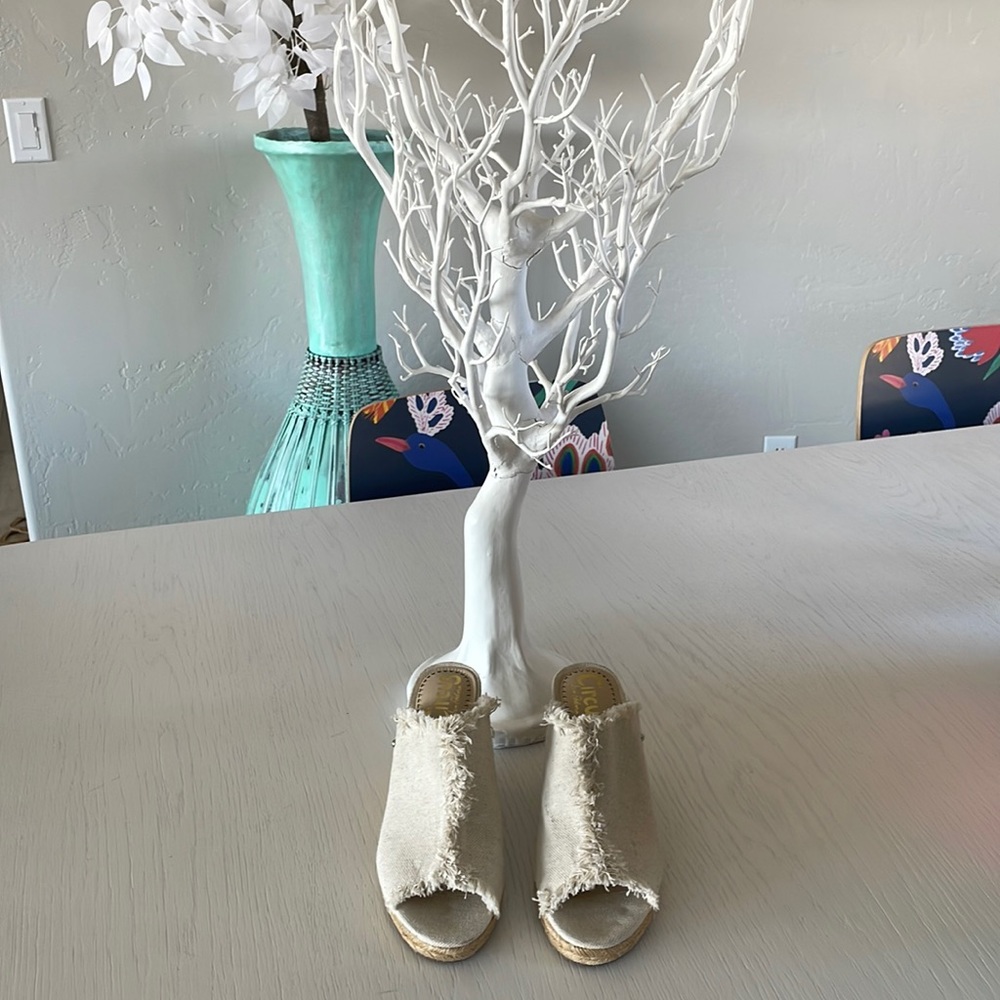 NWOT Circus wedge shoe by Sam Edelman